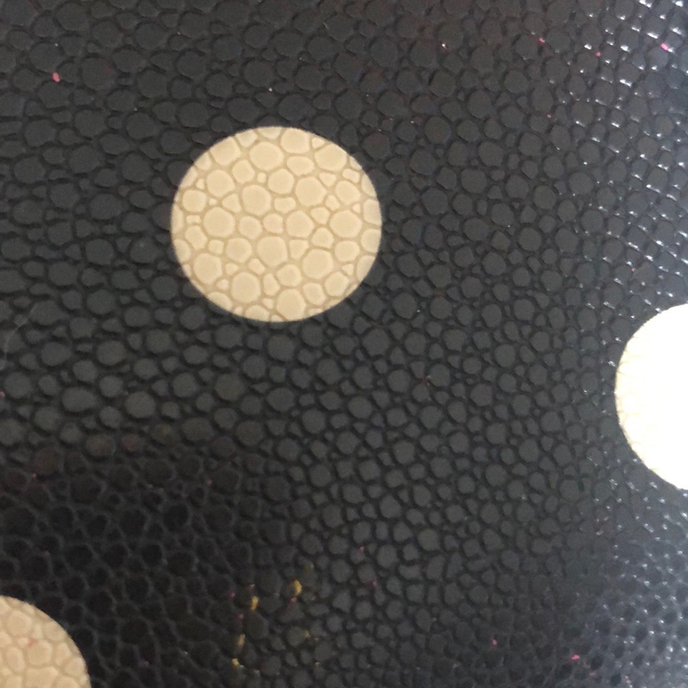 Meet your Posher, Suzanne